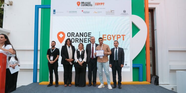 بالصور .. أورنج كورنرز مصر تُمكّن 100 شركة ناشئة في الزراعة والتقنية والتعليم