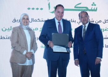 وزير المالية يُكرم «المصرية اللبنانية» لدورها في دعم السياسات الضريبية وتعزيز الشراكة مع الدولة