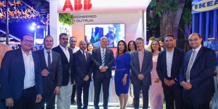 ABB تجدد التزامها بالتنمية الخضراء خلال احتفالها باليوم الوطني للسويد
