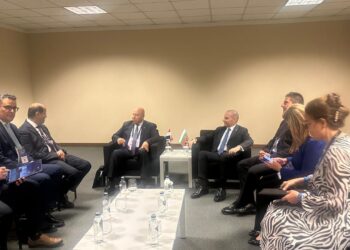 كامل الوزير يلتقي كبار المصنعين الأتراك ويعرض فرص الاستثمار الصناعي في مصر