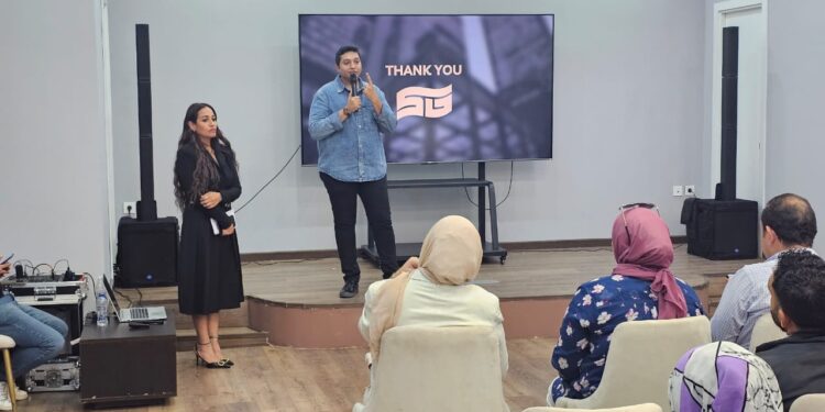 “شاومي” تستعرض أحدث خطوط إنتاجها لصناعة الهواتف الذكية في مصنع “الصافي” بمصر