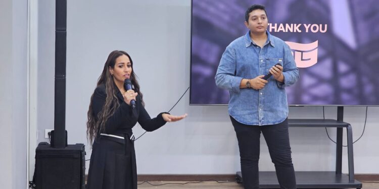 “الصافي” تكشف خطط التوسع وتوطين صناعة الإلكترونيات بالشراكة مع “شاومي” .. 80 مليون دولار استثمارات المصنع وإنتاج 10 ملايين هاتف سنويًا