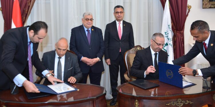 "التموين" و"مجلس الدولة" يوقعان بروتوكول تعاون لإتاحة الاستعلام الرقمي عن السجلات التجارية