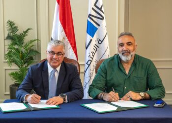 "باستثمارات تركية جديدة بقيمة مليار جنيه.. توقيع مشروع لتصنيع الجينز في منطقة القنطرة غرب الصناعية"