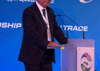 74 مليار جنيه إسترليني حجم التجارة العربية البريطانية.. والدعوة لتوسيع الشراكات الخضراء