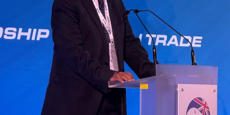 74 مليار جنيه إسترليني حجم التجارة العربية البريطانية.. والدعوة لتوسيع الشراكات الخضراء