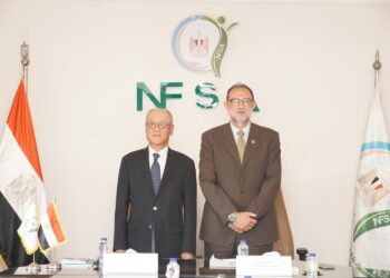 رئيس "سلامة الغذاء" يبحث مع السفير الياباني بالقاهرة سبل التعاون الفني وتبادل الخبرات