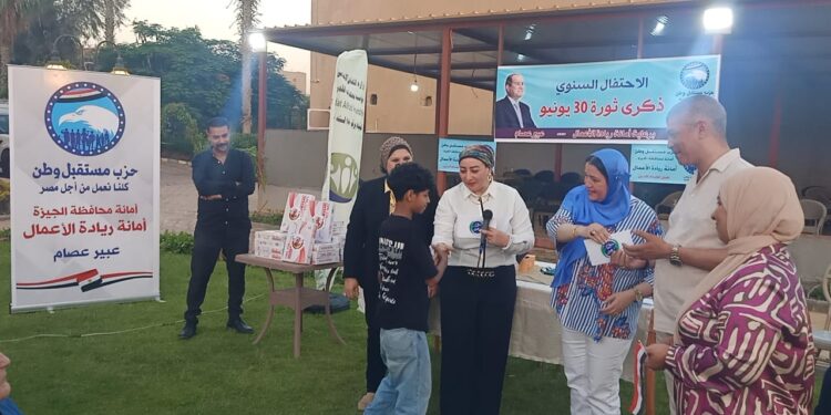 عبير عصام تُكرم أوائل الجيزة وتنعى "زهرات الوطن" في ذكرى ثورة 30 يونيو