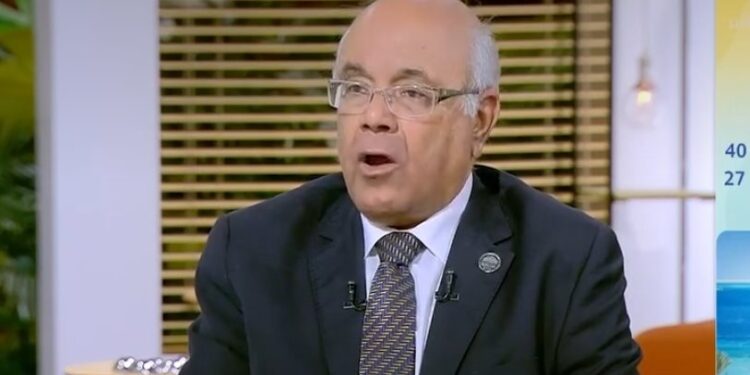 أكد الدكتور محمد عطية الفيومي، رئيس مجلس إدارة الغرفة التجارية بالقليوبية وأمين صندوق الاتحاد العام للغرف التجارية، أن ثقة المستثمرين الأجانب في الاقتصاد المصري تنبع من الإصلاحات الاقتصادية الشاملة التي نفذتها الدولة خلال السنوات الأخيرة.