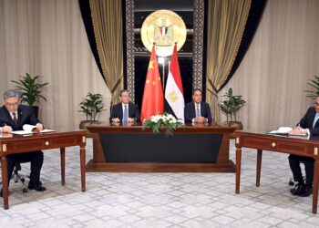 رئيسا وزراء مصر والصين يشهدان توقيع عدد من الاتفاقيات لتعزيز التعاون الثنائي في مجالات متعددة