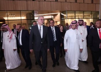 وزير البترول يقود وفدًا رفيع المستوى في جولة بالمتحف المصري الكبير ضمن فعاليات "منتدى مصر للتعدين"