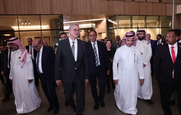 وزير البترول يقود وفدًا رفيع المستوى في جولة بالمتحف المصري الكبير ضمن فعاليات "منتدى مصر للتعدين"