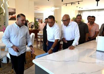 رئيس الوزراء يفتتح معرض "أتيكو" ومصنع الإلكترونيات التابعين للهيئة العربية للتصنيع بالعلمين الجديدة