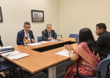 وزير التموين يبحث في جنيف الاستفادة من التجربة الهندية لتطوير منظومة الدعم وإدارة المخزون الاستراتيجي