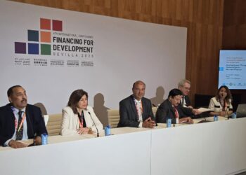 في مؤتمر إشبيلية.. خالد حنفي يدعو لحلول تمويل ذكية قائمة على التكنولوجيا والابتكار