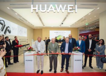 هواوي تفتتح أول متجر HUAWEI Experience Store في مصر بمول سيتي ستارز