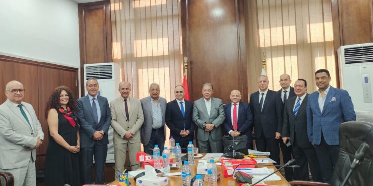 “الصناعات الكيماوية”: 20 مليار دولار استثمارات في صناعة البوليمرات تستوجب الحماية