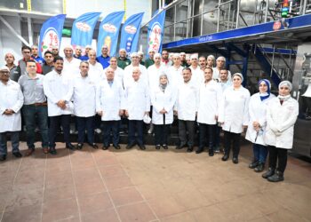 الوزير يشيد بسيراميكا رويال وعبور لاند وجلفا ميتال ويؤكد: ملتزمون بحماية الصناعة من الإغراق وتحقيق الاكتفاء الذاتي