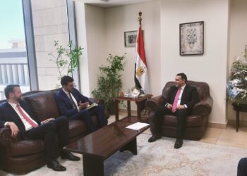 التمثيل التجاري يبحث ترتيبات اللجنة الاقتصادية المصرية الألمانية والقمة السنوية مع ولاية شمال الراين