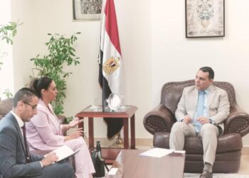 رئيس التمثيل التجاري يبحث مع مسئولي سفارة الدنمارك فرص تعزيز الاستثمار في الطاقة والبنية التحتية