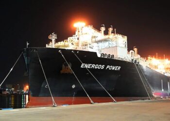 مصر تعزز أمن الطاقة بتشغيل 4 سفن تغويز ورفع القدرة اليومية إلى 2.7 مليار قدم مكعب