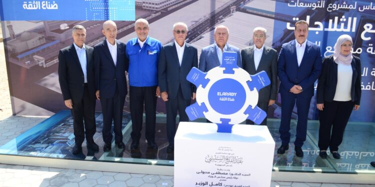 باستثمارات يابانية تتجاوز 150 مليون دولار.. نائب رئيس الوزراء يضع حجر الأساس لأكبر مصنع ثلاجات في الشرق الأوسط وافتتح مصنع الزجاج الهنديسي بقويسنا