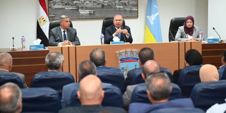 اعتماد 3 مناطق صناعية غير مخططة بالإسكندرية بعد تجاوز النشاط الصناعي بها 50%