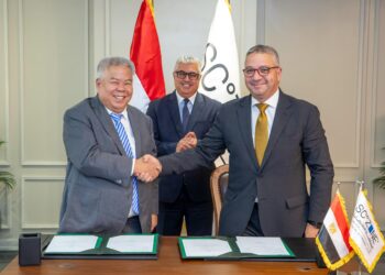 بـ4.1 مليار جنيه .. "جيانغسو زيونج" الصينية تدشن مصنعها بالسخنة بطاقة 27 مليون متر سنويًا لصناعة الأرضيات وألواح الجدران