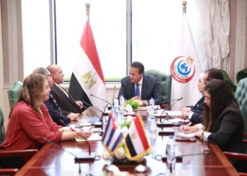 مصر وكوبا تبحثان شراكات استراتيجية جديدة في الصناعات الدوائية والتكنولوجيا الحيوية