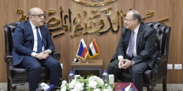 مصر والفلبين تبحثان تعزيز التعاون في صناعة الدواء وتسهيل تسجيل المستحضرات