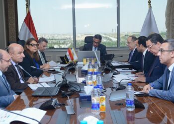 وزير التموين يبحث تطوير المطاحن ورفع الكفاءة التشغيلية لتحقيق الأمن الغذائي