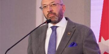 عاجل.. حسام المندوه يحذر: مصير الزمالك مهدد بعد قرار سحب أرض 6 أكتوبر