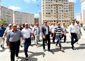 وزير الإسكان يتفقد مشروع “صواري” بالإسكندرية ويوجّه بسرعة استكمال الأعمال قبل تسليم الوحدات