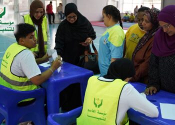 “العاصم” تنظم قافلة طبية لعلاج عيون 500 طفل من ذوي الإعاقة بمركز شباب الجزيرة