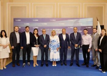 المكتب التجاري في موسكو يبحث تعزيز التعاون الاستثماري والتجاري بين مصر وروسيا