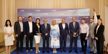 المكتب التجاري في موسكو يبحث تعزيز التعاون الاستثماري والتجاري بين مصر وروسيا