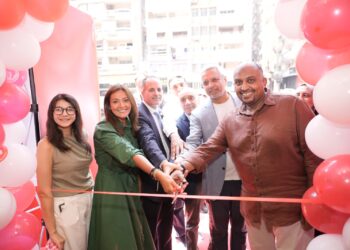 أمريكانا للمطاعم مصر تفتتح فرعًا جديدًا لـ«بيتزا هت» بالإسكندرية بإدارة كاملة من ذوي التحديات السمعية