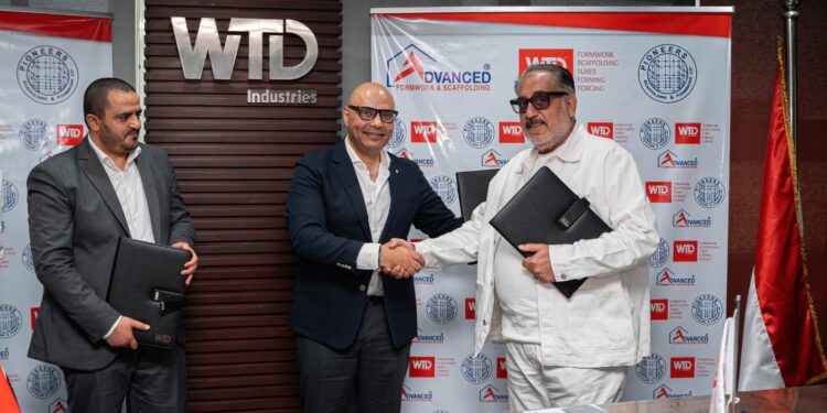 بالصور.. مجموعة وتد للصناعة توقّع إتفاقية مع APS السعودية لتوزيع منتجاتها وتستهدف 2 مليون دولار مبيعات بالعام الأول