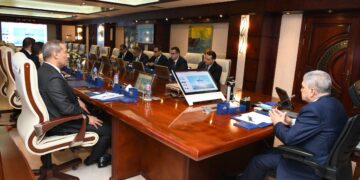 رئيس هيئة قناة السويس يبحث مع ” التمثيل التجاري” سبل التعاون في التسويق الخارجي للأنشطة الصناعية والبحرية