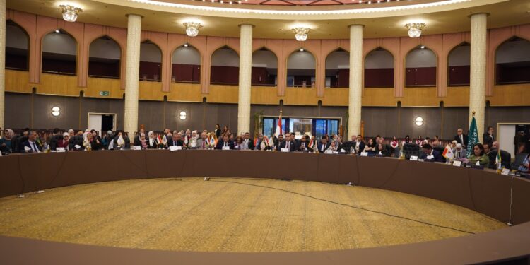 مشاركة عربية ودولية واسعة من كوريا والصين وبريطانيا وهولندا في معرض ايجي هيلث