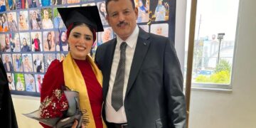 “صناع مصر” يهنئ الكاتب الصحفي شريف سليمان بتعيين نجلته معيدة بكلية الآداب