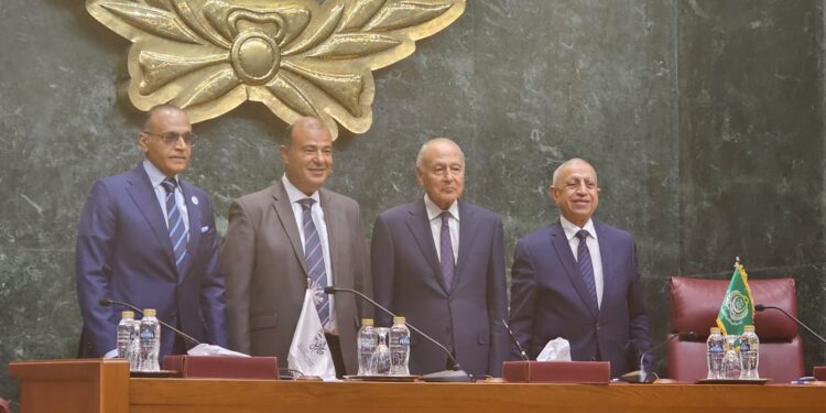 خالد حنفي يطلق منحة «الشيخ صالح كامل للتفوق» لدعم الطلاب المتفوقين