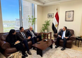 التمثيل التجاري يبحث مع “سان جوبان” مضاعفة صادراتها إلى 120 مليون يورو للأسواق الأفريقية