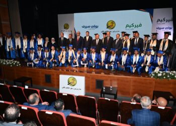 بالصور .. الحكومة تحتفي بأول دفعة من خريجي مدرسة أبو زعبل للتنمية الصناعية