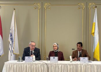 خلال لقاء مع رئيس مصلحة الضرائب.. «رجال أعمال إسكندرية» تطالب بحل سريع للملفات القديمة لتخفيف أعباء الممولين