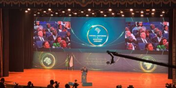 تشاندي موينيبيونجو: «أفريكسيم بنك» يوسع برنامج السندات إلى 5 مليارات دولار