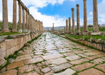 الأردن يستعد لموسم سياحي نشط بعد تحسن الأوضاع الإقليمية وعودة الرحلات الجوية المنتظمة