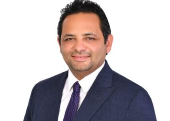 الكابتن طيار أحمد الجابري أقوى مرشحي الهرم لمقعد النواب يتعهد بخدمة الوطن ورعاية مصالح أبناء دائرته