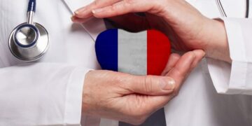 فرنسا تتمسك بالنهج التقليدي ضد بدائل النيكوتين رغم نجاحات أوروبية لافتة