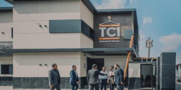 منح أول رخصة جمركية كمركز توزيع بمواني مصر لشركة “ترانسكارجو إنترناشيونال” بميناء الأدبية